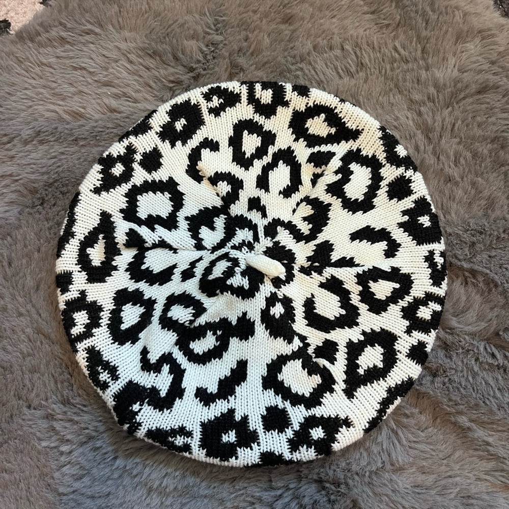 Leopard Print Knit Beret - Black and White